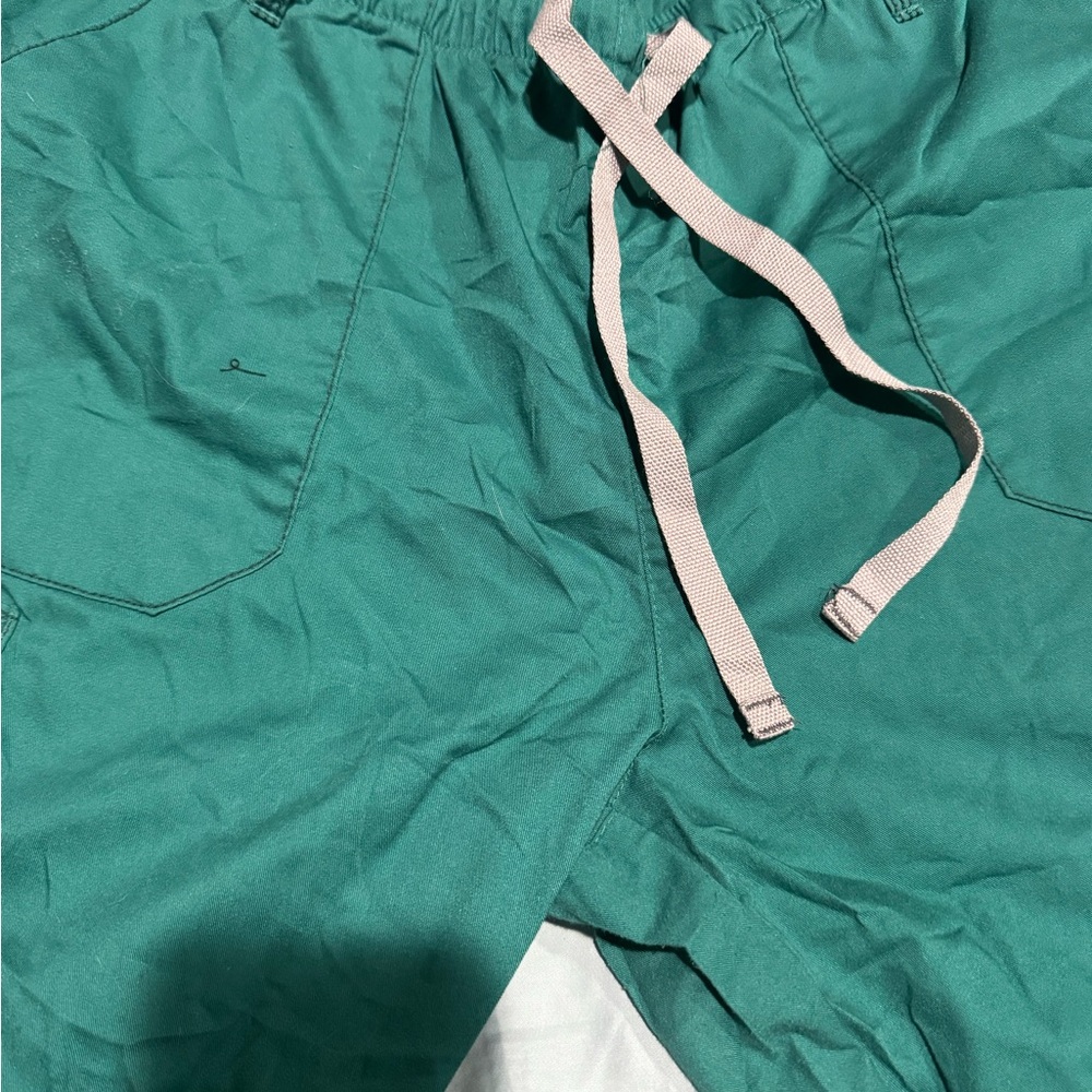 Women’s Scrubs 2-sets